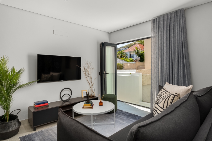 1 Bedroom Property for Sale in Sea Point Western Cape